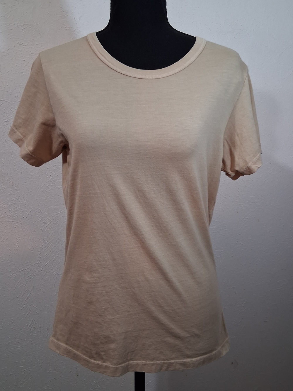 Buck Mason Women's Short-Sleeve Slub Knit Crewneck Tee in Beige - Picture 1 of 6
